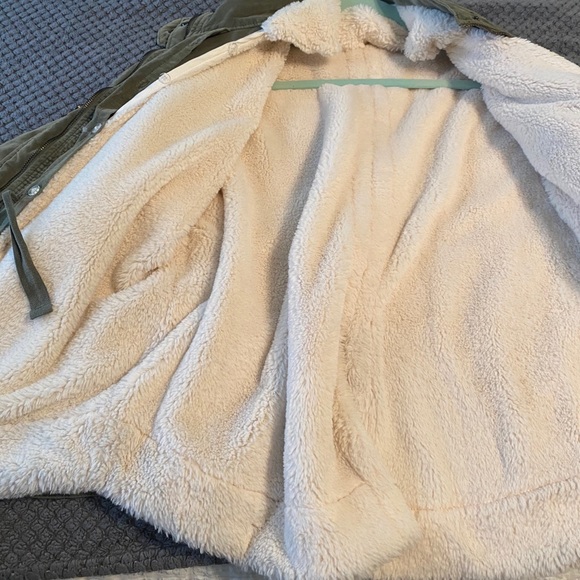 Jacket - Picture 2 of 5